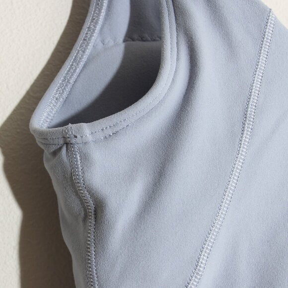 Lululemon Align Tank Top Crop Nulu Built-in-Bra Blue Linen Size 2 - Picture 10 of 13